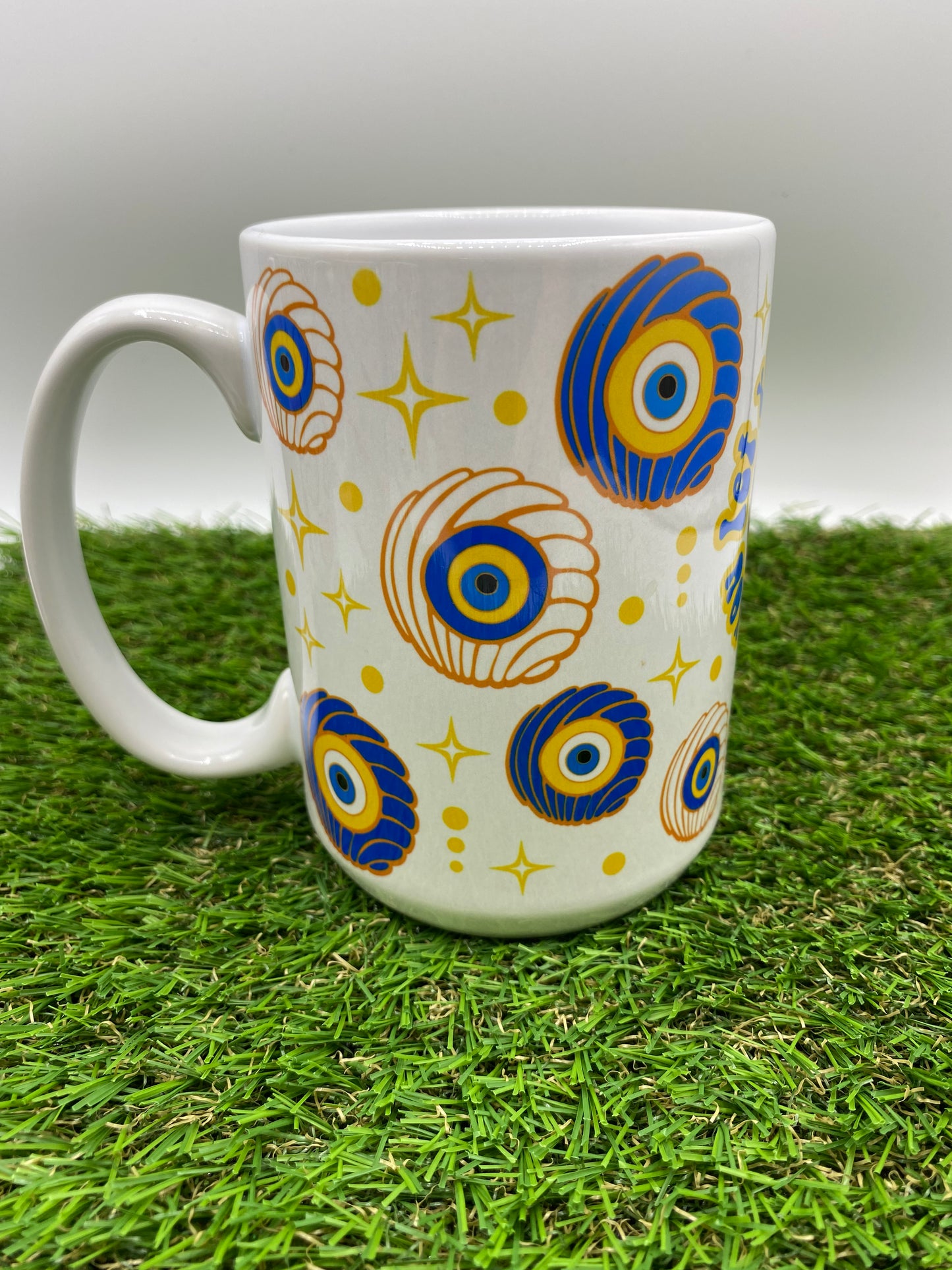 Concha Protection Ceramic Mug